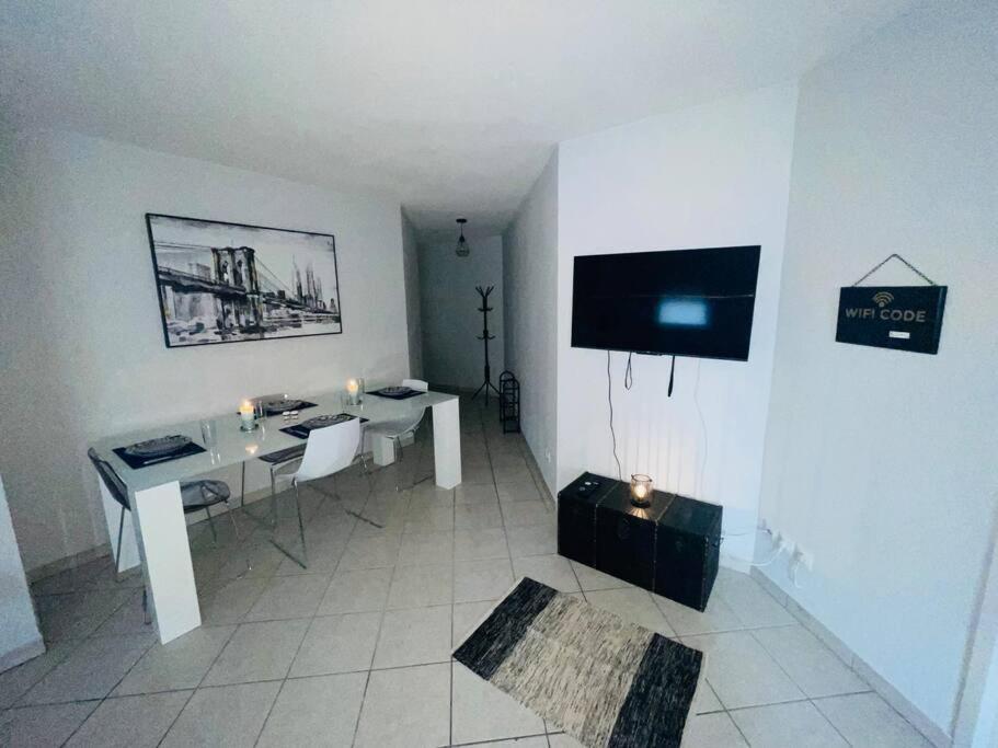 Magnifiquet3 Centre/Gare/Parking Apartment Annemasse Exterior foto